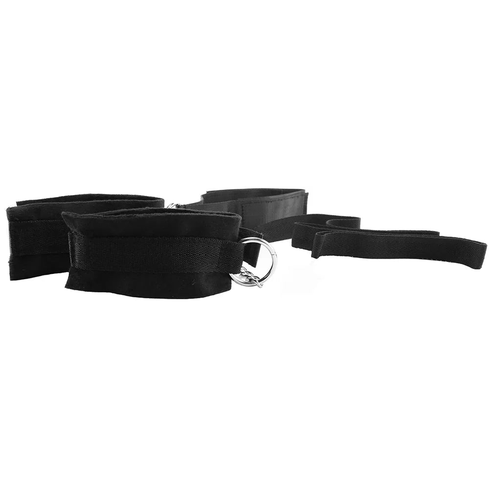 Collar Cuffs and Leash Set – Vancouver adult boutique – features