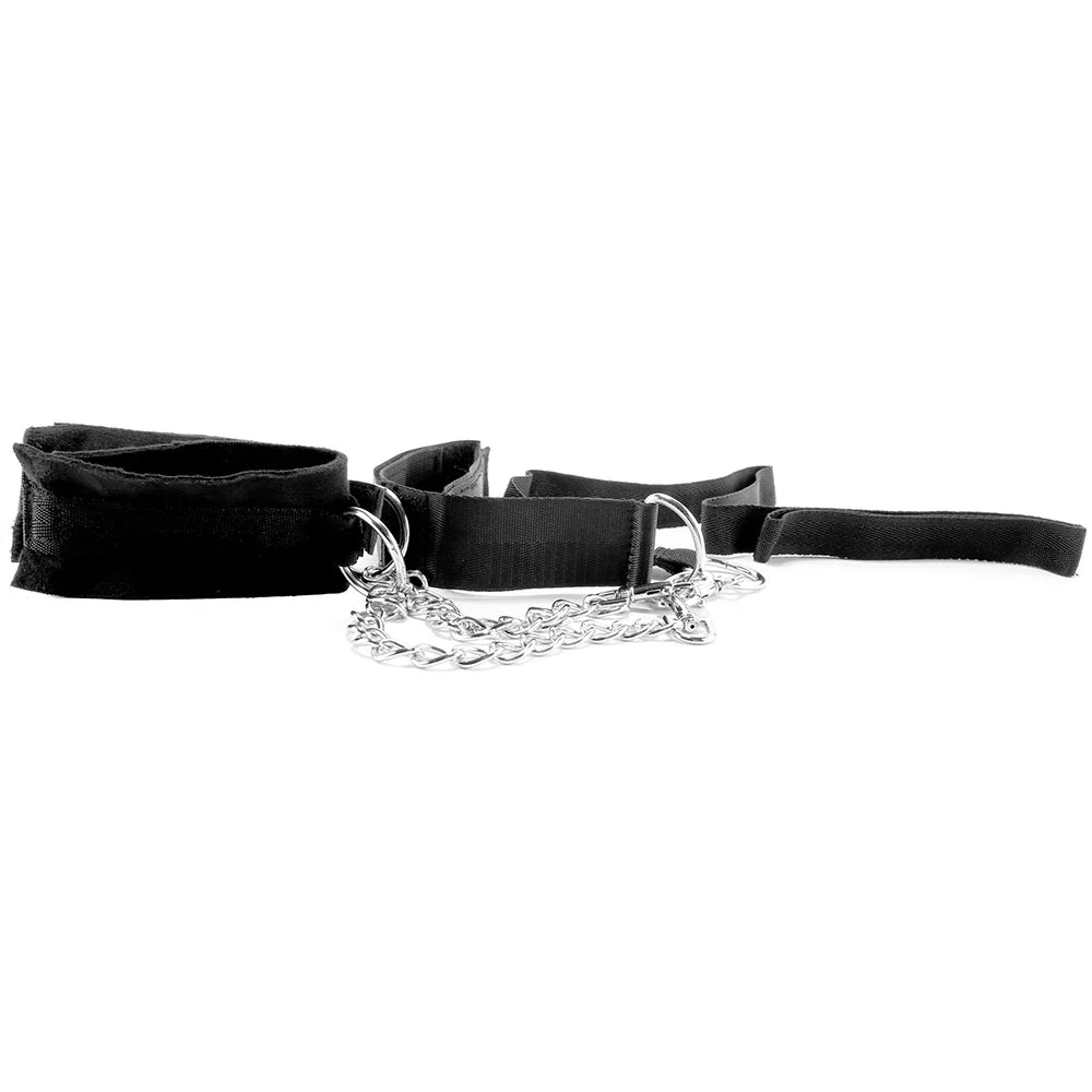 Collar Cuffs and Leash Set – Vancouver – packaging view