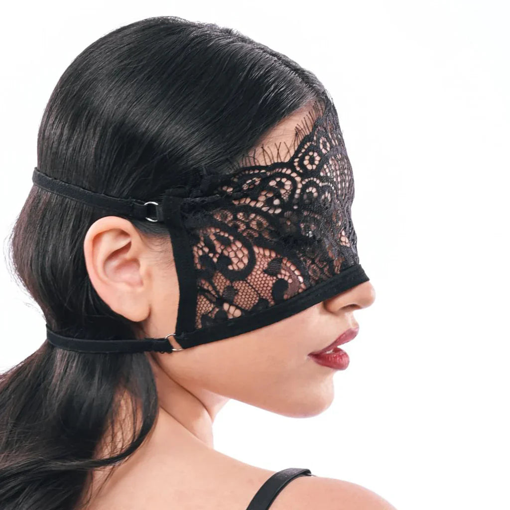 S&M Veiled Vision Lace Blindfold – Vancouver – packaging view