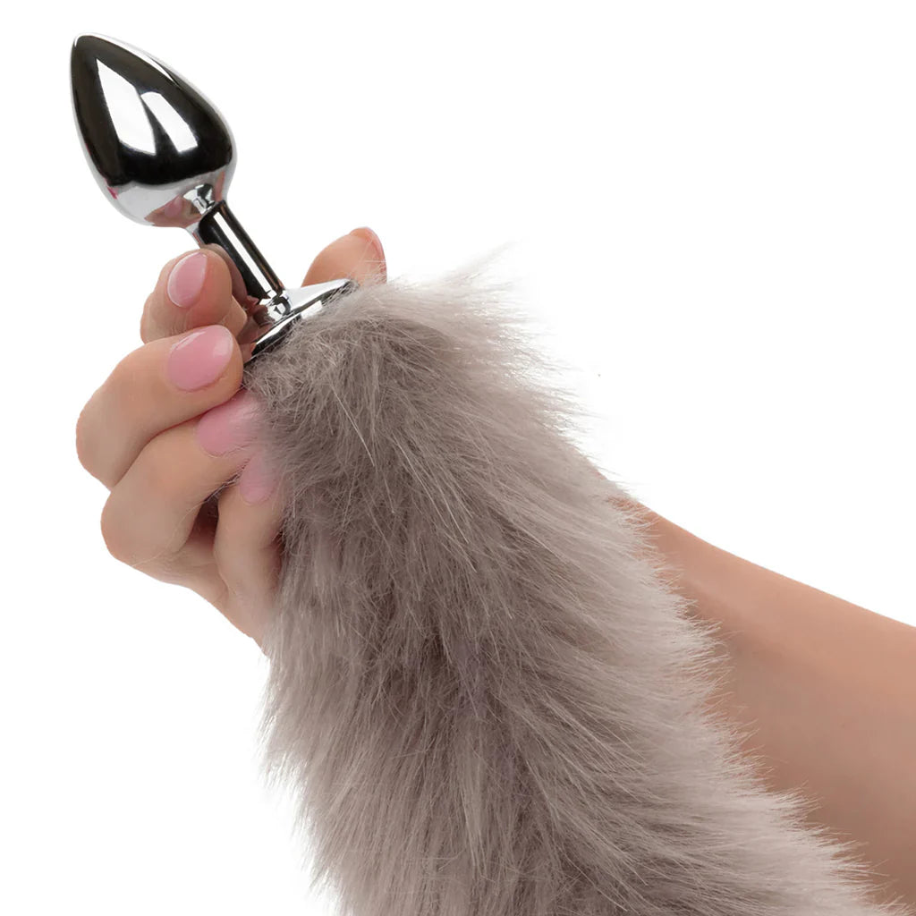 Running Wild Grey Tail Plug Vancouver – product detail
