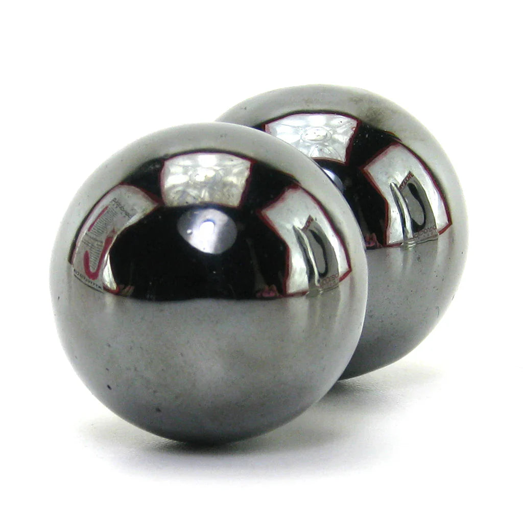 Nen-Wa Magnetic Hematite Balls in Black – Vancouver — discreet 1–2 hour delivery – close-up view