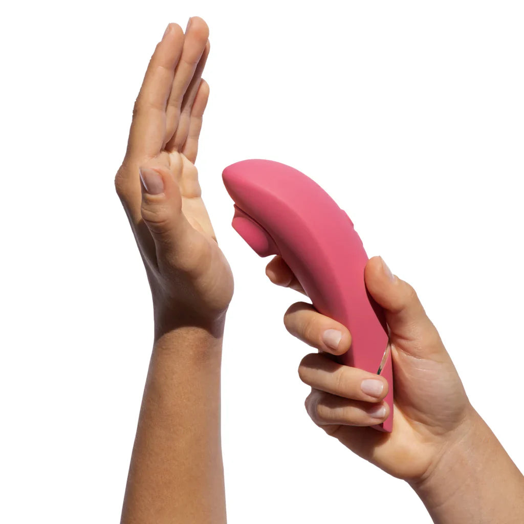 Womanizer Premium 2 Pleasure Air Stimulator in Raspberry – Heaven Boutique Vancouver – side view