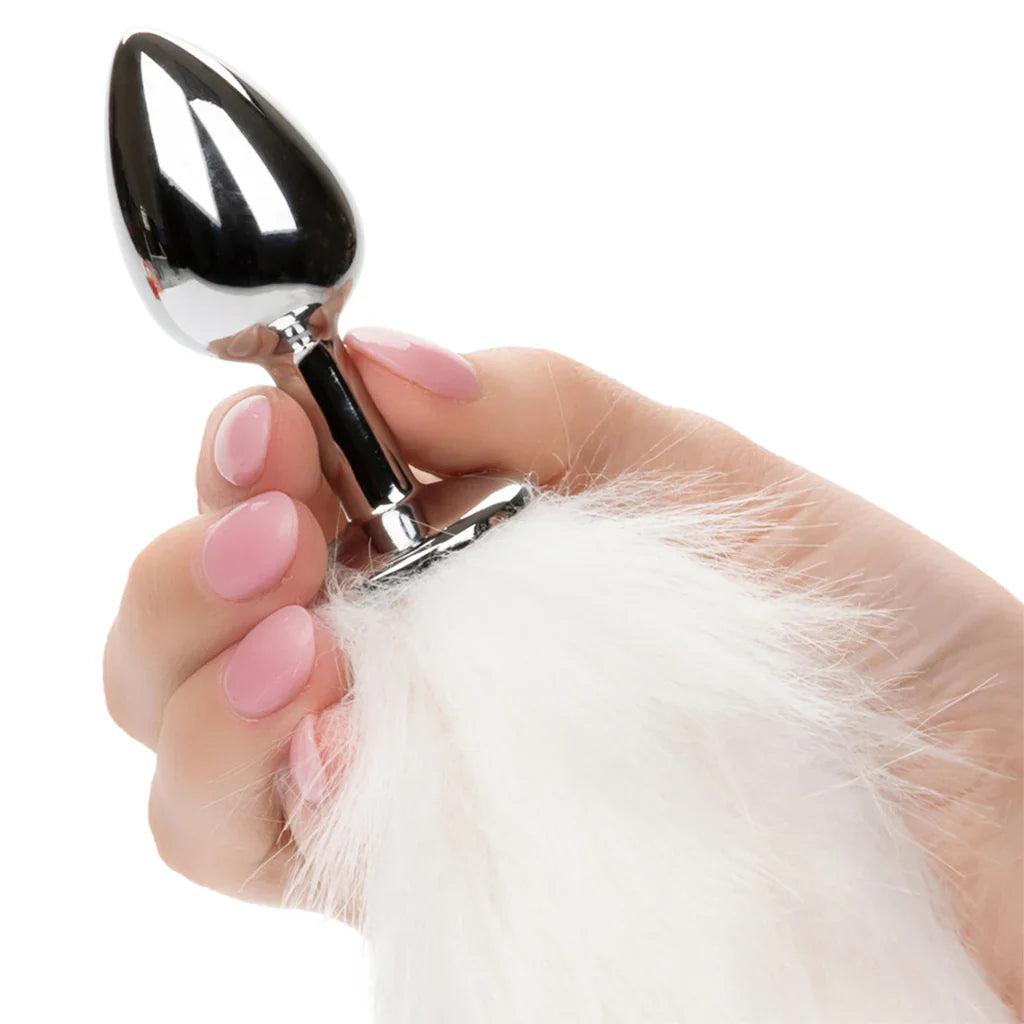 Running Wild White Tail Plug Vancouver – product detail