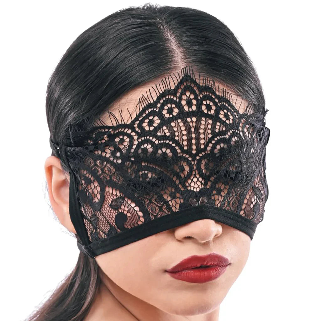S&M Veiled Vision Lace Blindfold – Vancouver — discreet 1–2 hour delivery – close-up view