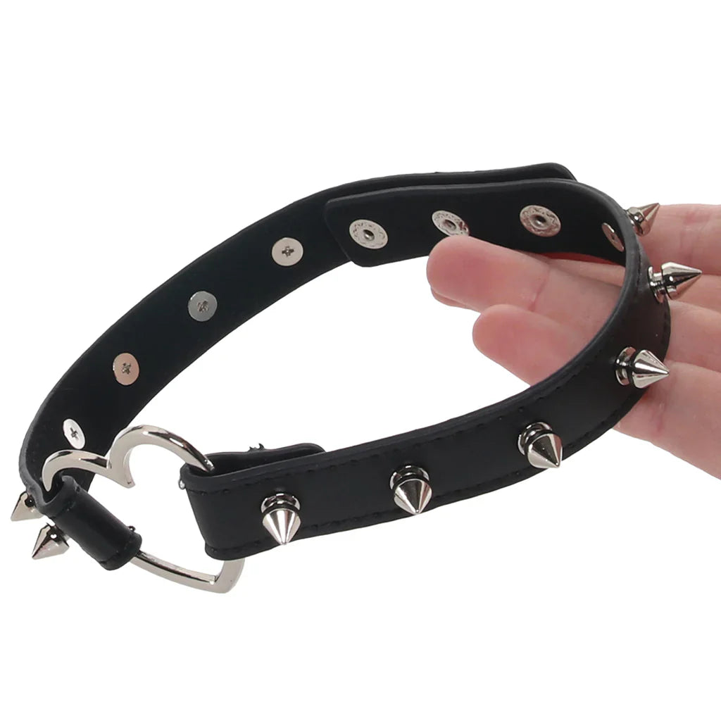 Master Series Spiked Heart Choker in Black Vancouver – product detail